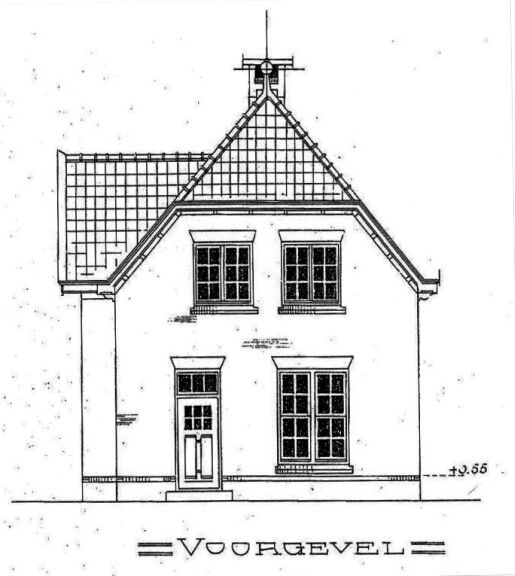 haltegebouw voordeurzijde